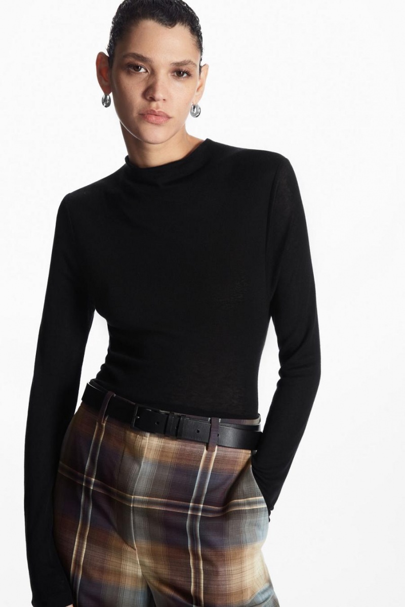 COS Slim-fit High-neck Felső Női Fekete | AHZ-692835