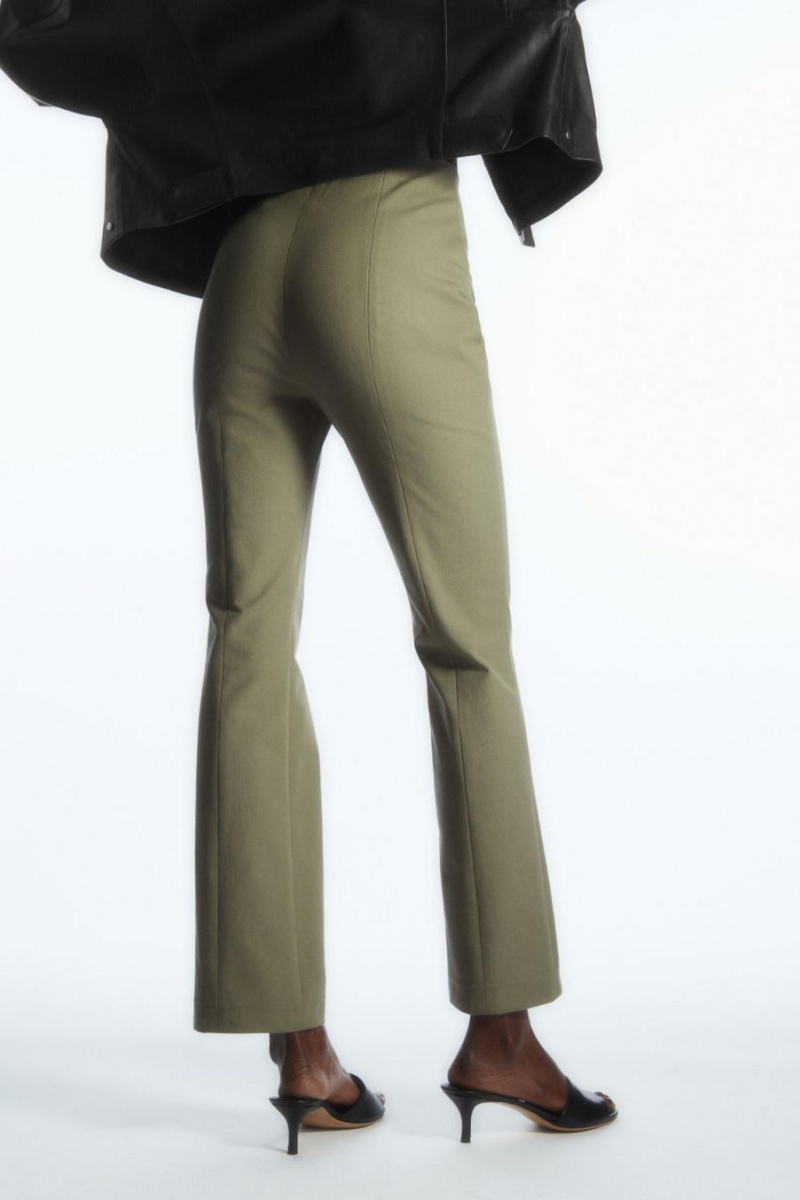 COS Slim-fit Kick-flare Nadrág Női Világos Khaki | VAO-286143