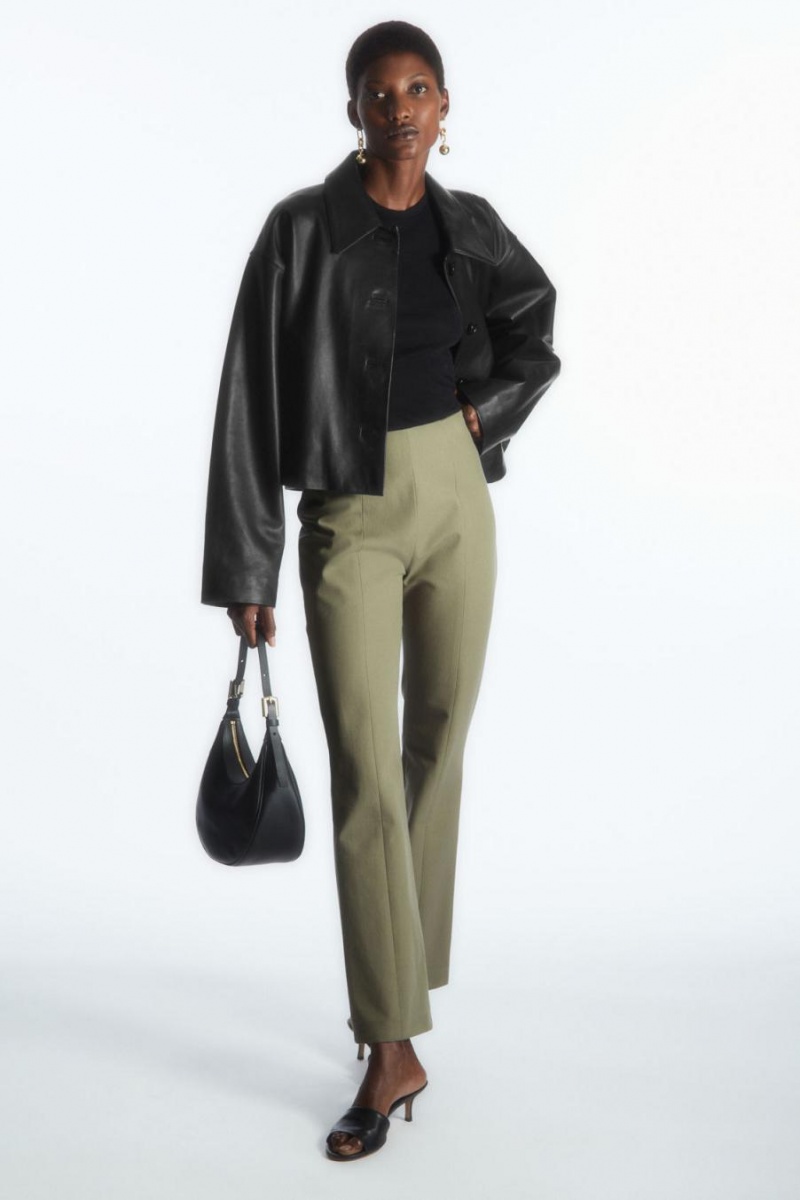 COS Slim-fit Kick-flare Nadrág Női Világos Khaki | VAO-286143