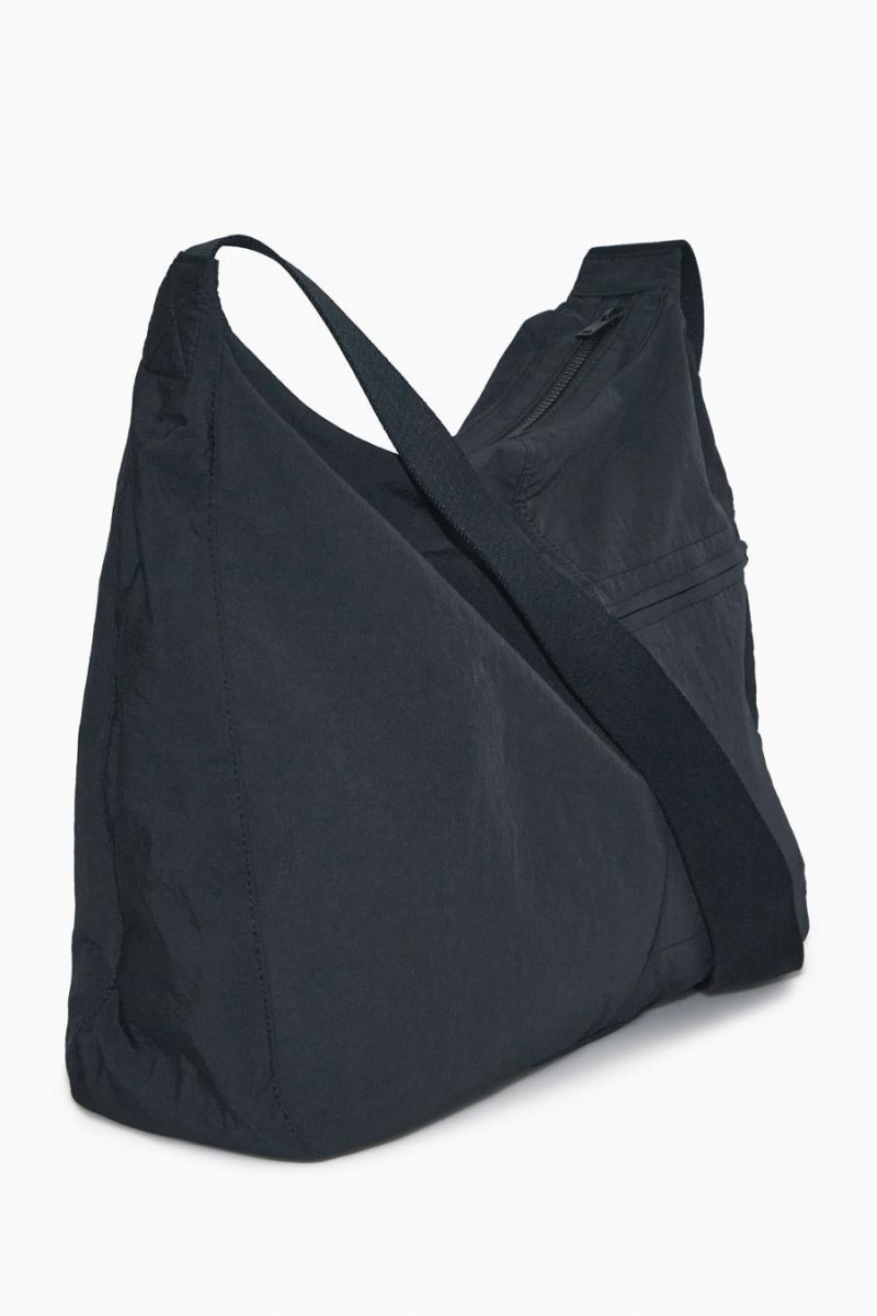 COS Slouchy Nejlon Messenger Táska Férfi Sötétkék | TYX-294136