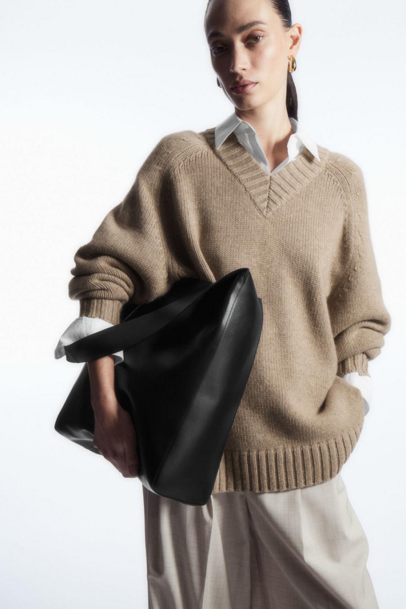 COS Slouchy Shoulder - Bőr Táska Női Fekete | YKC-042971