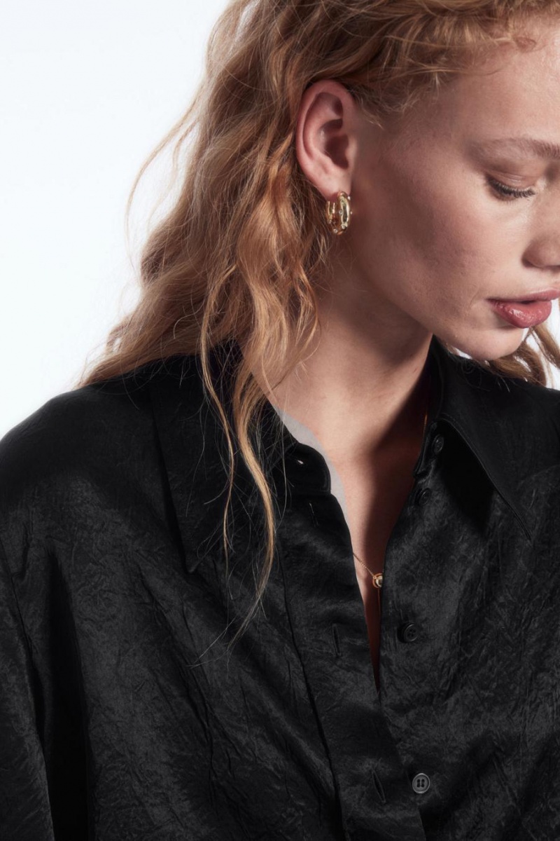 COS Széles Cipő-sleeve Crinkled-satin Ing Női Fekete | XWC-713486