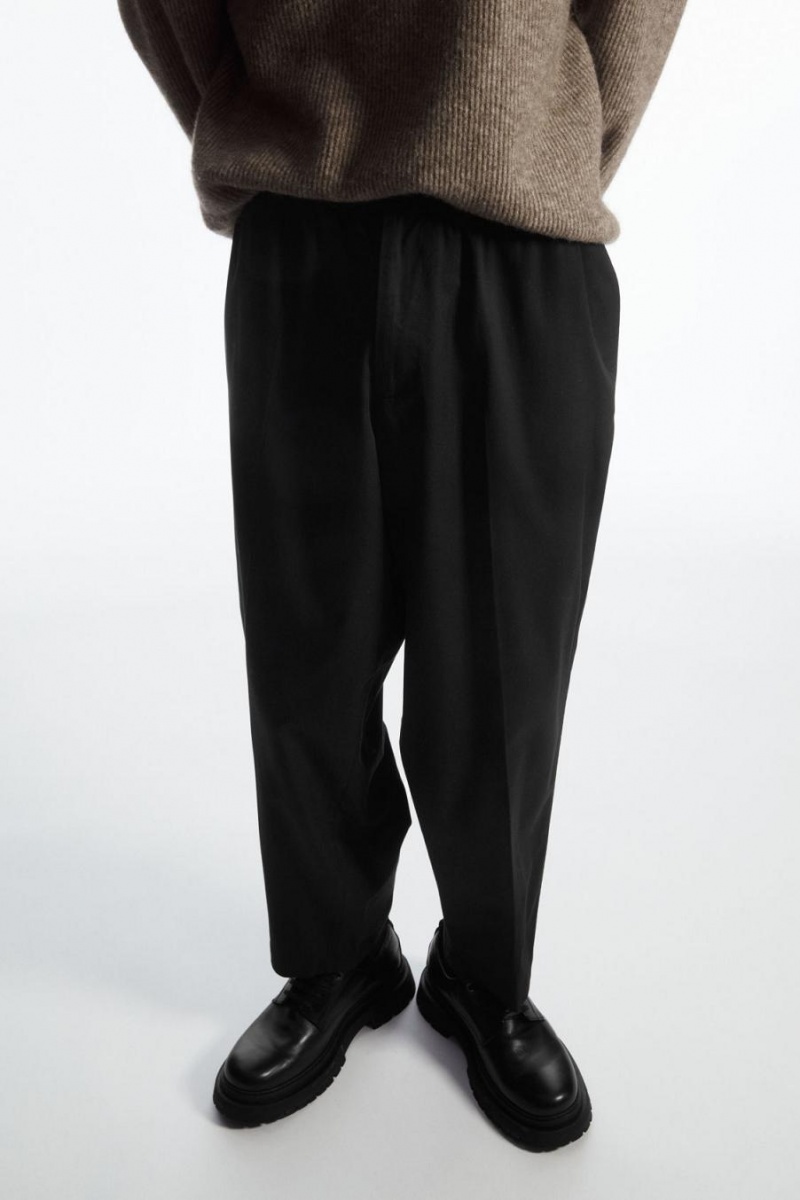 COS Tapered Elasticated Nadrág Férfi Fekete | QHJ-905713