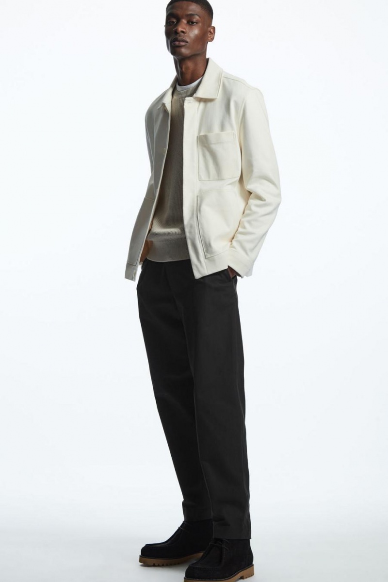 COS Tapered Redőzött Twill Chinos Nadrág Férfi Fekete | ZON-478051