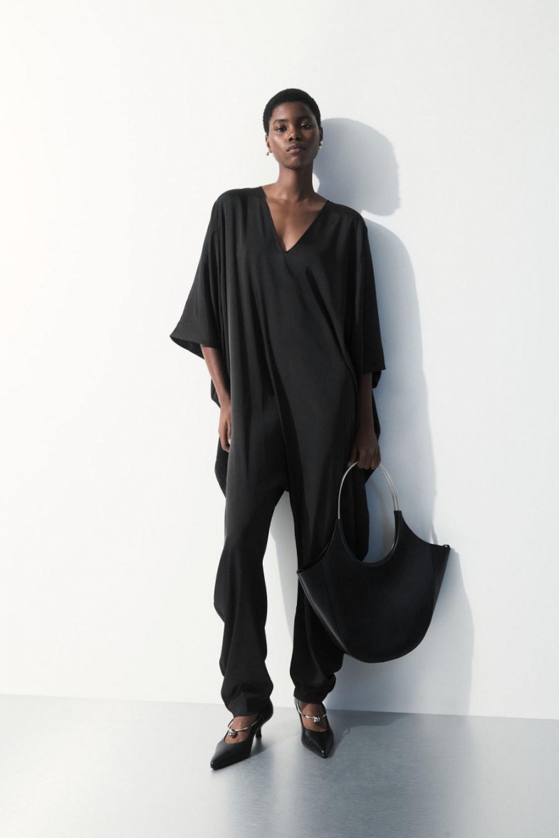 COS The Fluid Jumpsuit Női Fekete | ZNI-237580