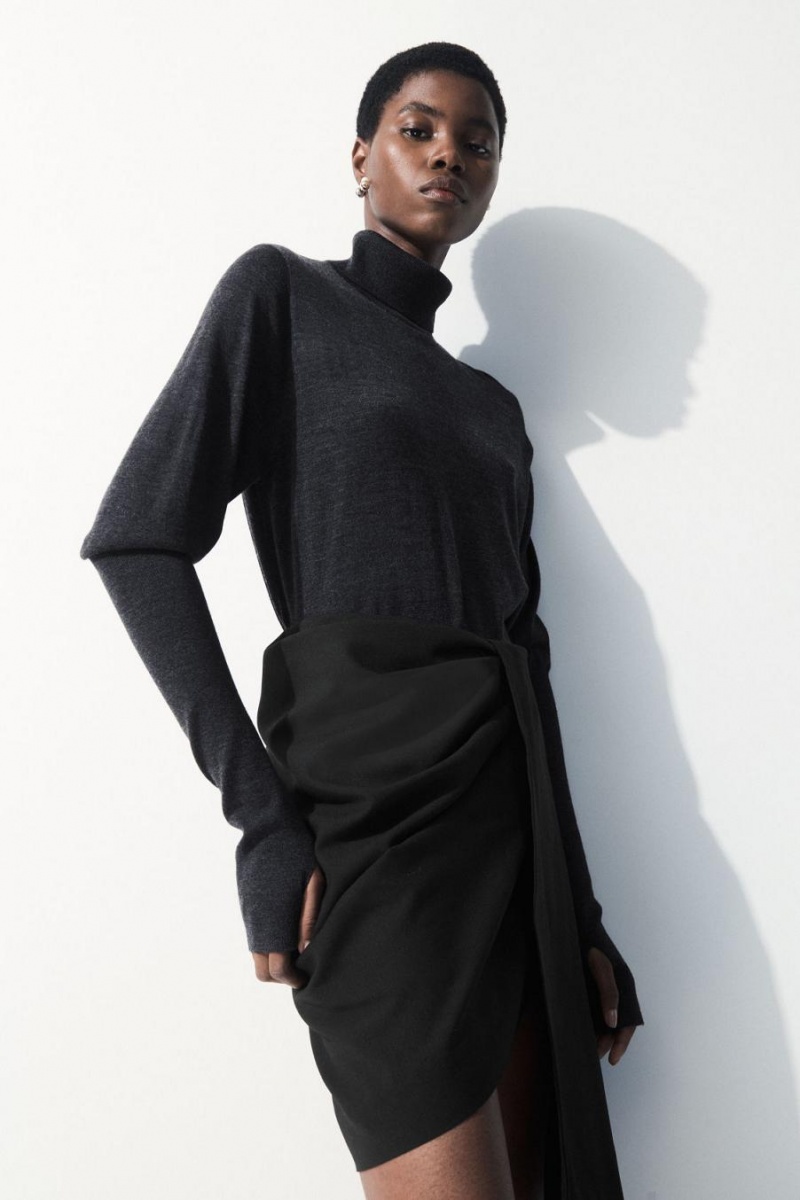 COS The Gyapjú Roll-neck Jumpers Női Sötétszürke | PLA-043178