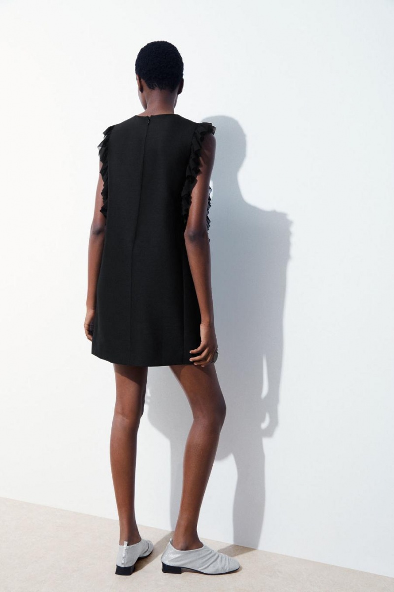 COS The Ruffled Shift Ruha Női Fekete | CEN-956814