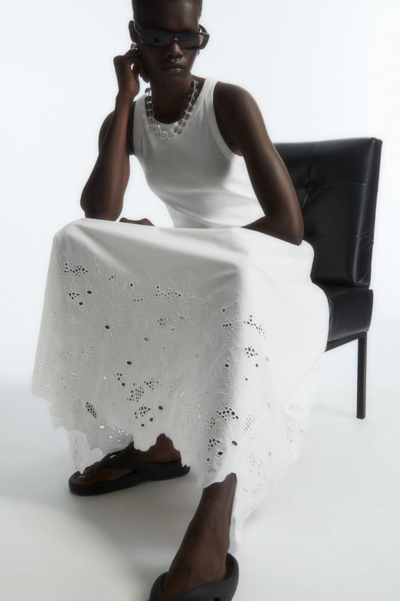 COS Ujjatlan Broderie Anglaise Midi Ruha Női Fehér | WZC-873529
