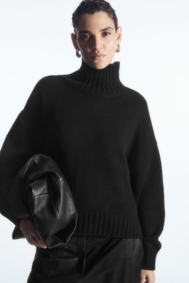 COS Vaskos Pure Cashmere Turtleneck Jumpers Női Fekete | NVR-823710