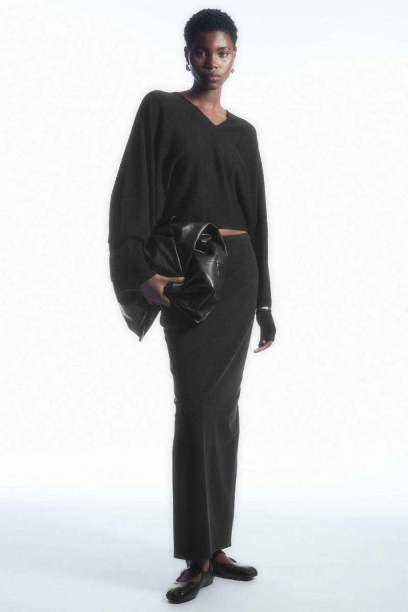 COS V-neck Merino Gyapjú Batwing Jumpers Női Fekete | SBK-426158