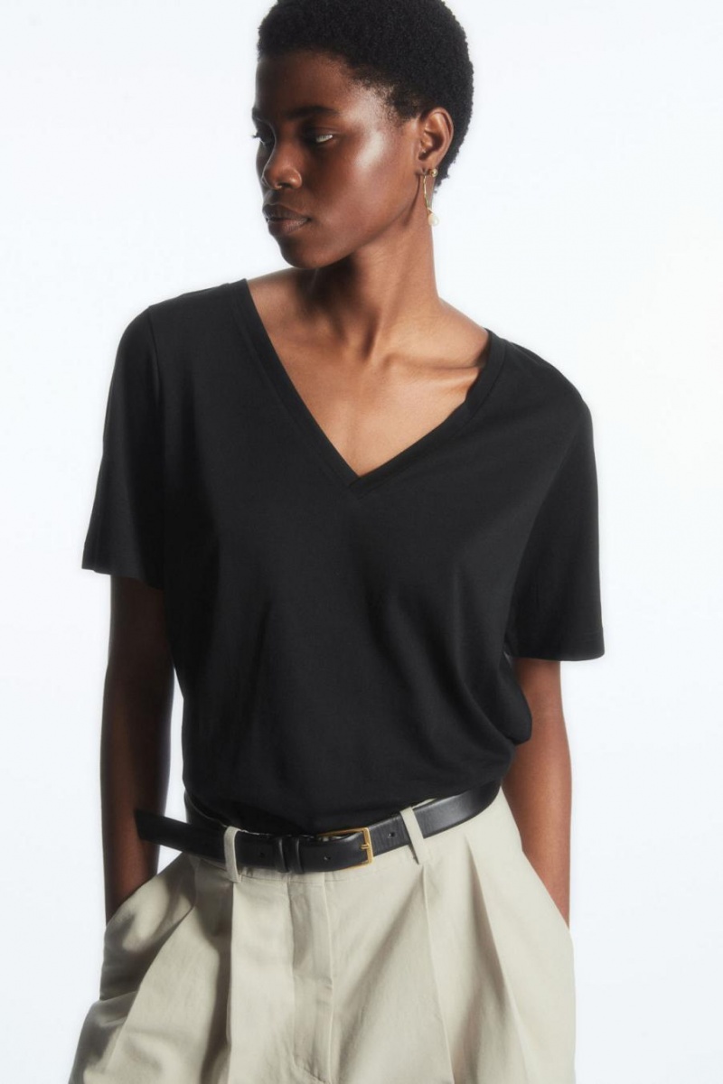 COS V-neck Póló Női Fekete | HLS-806234