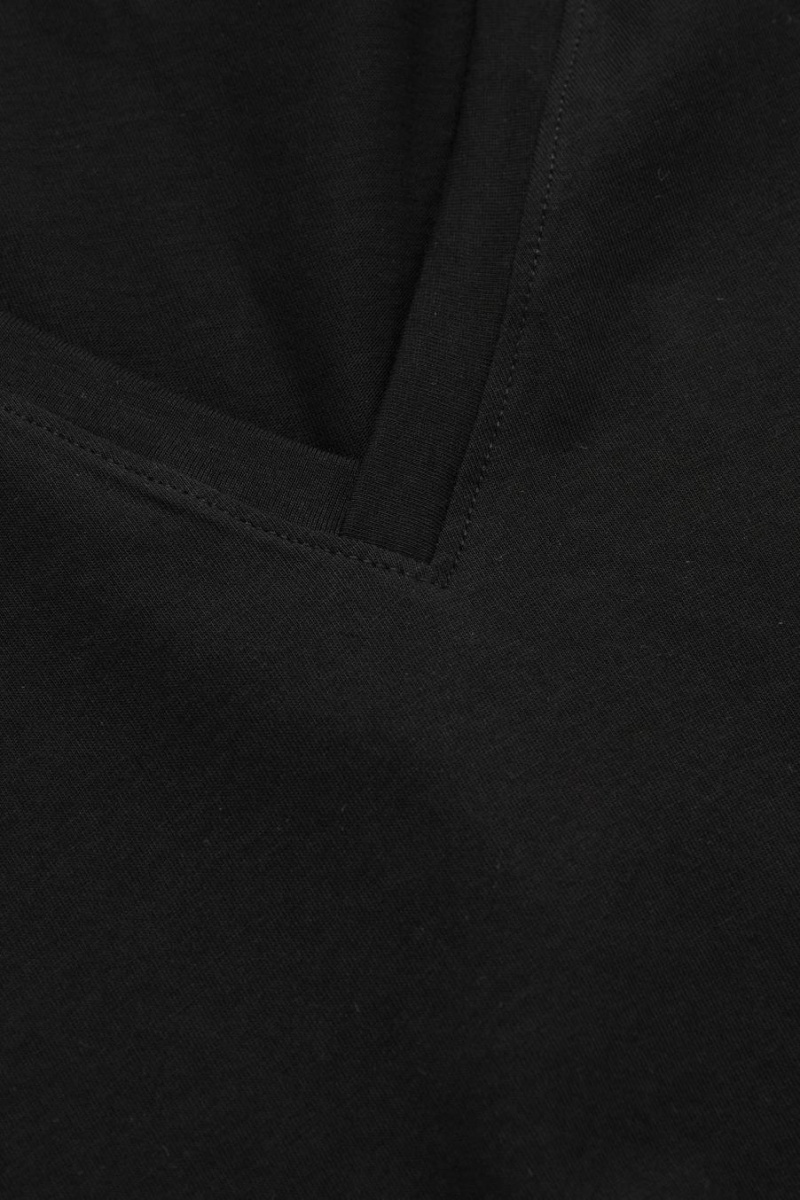 COS V-neck Póló Női Fekete | HLS-806234