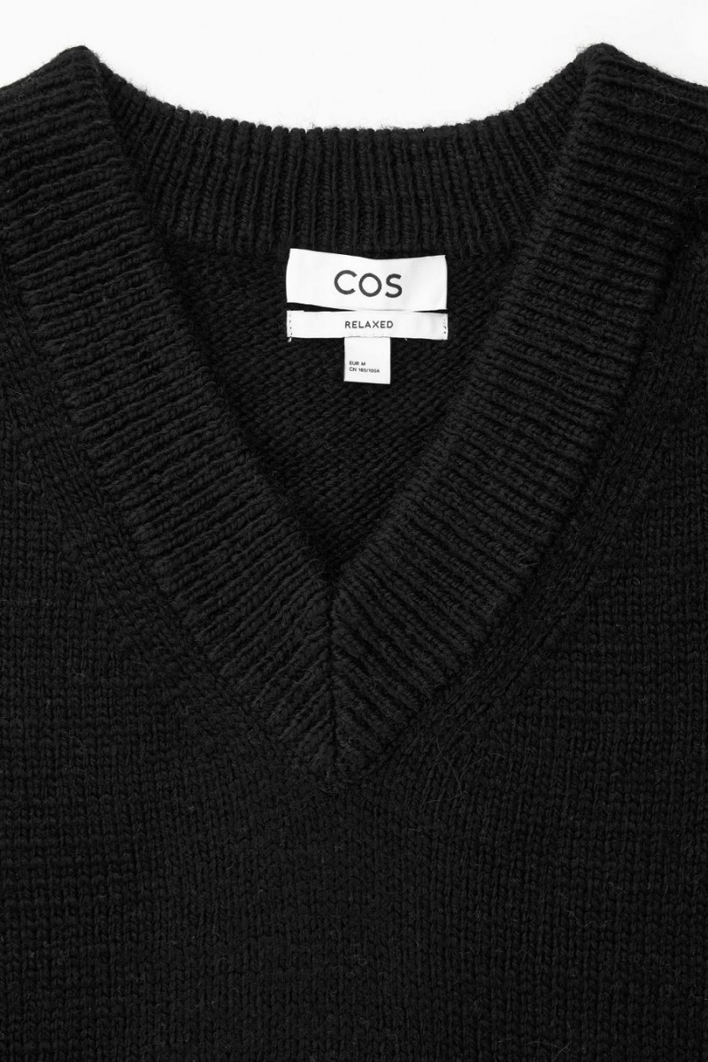 COS V-neck Textured-wool Mellény Férfi Fekete | EOL-293671