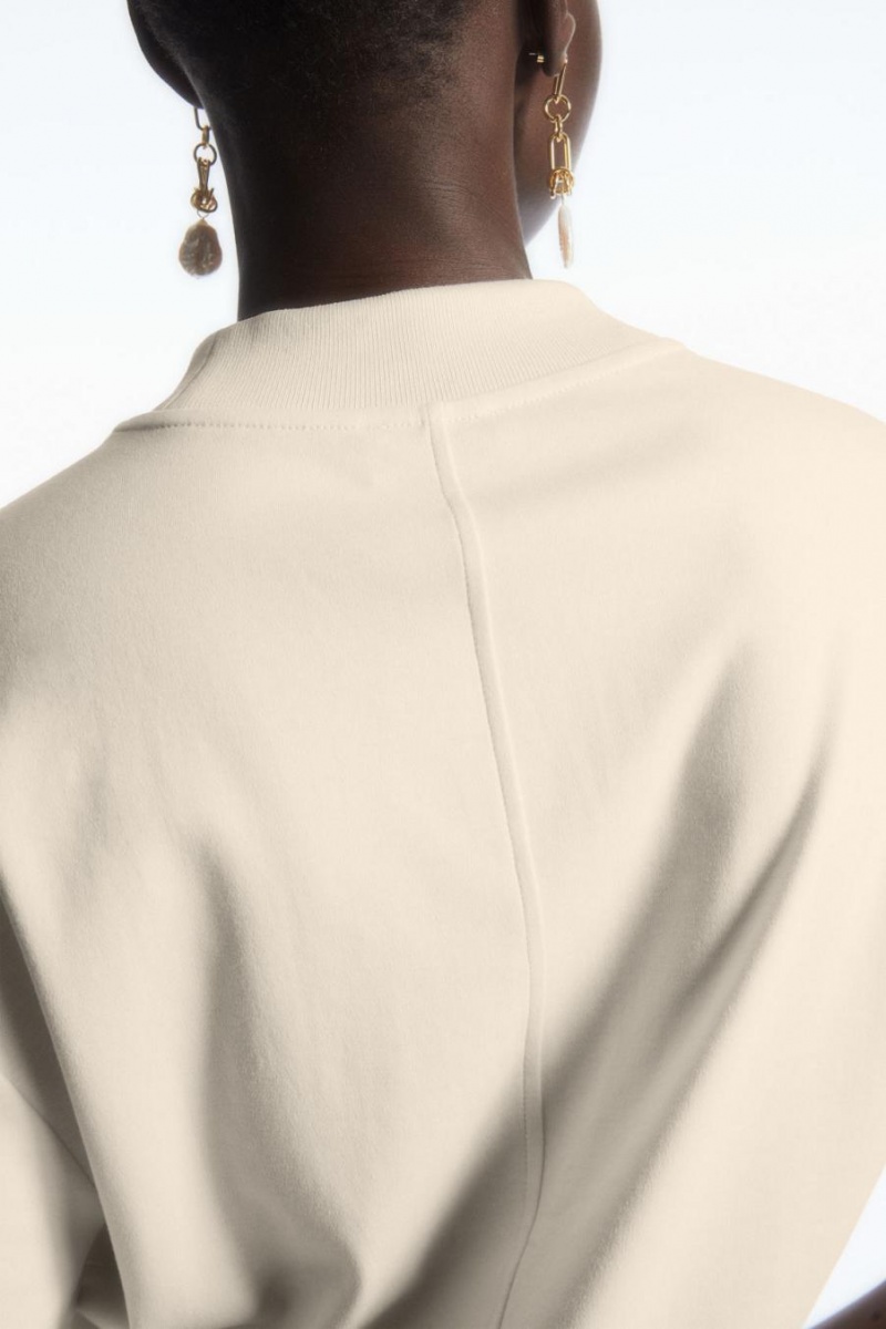 COS Waisted Mock-neck Póló Női Bézs | VTN-538240